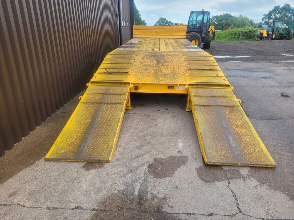Kane Low Loader 7 Kane Low Loader 7