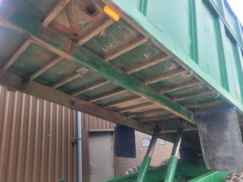 Bailey 14 Ton Silage 11 Bailey 14 Ton Silage 11