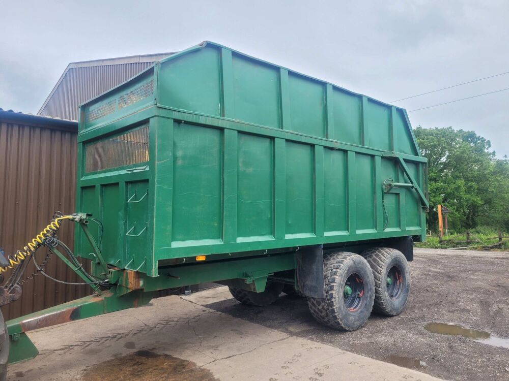 0968: Bailey 14 Ton Silage Trailer, Year 2008, Air Brakes, 560/60 R22.5, sprung Drawbar, Rear Tow Hitch. &pound;8,750 Plus Vat