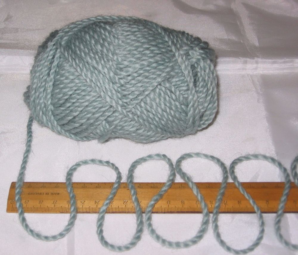 100g balls Sepia Brown 100/% Pure Merino Chunky knitting Wool Yarn crochet etc.