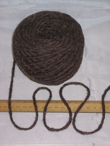 100g ball DARK BROWN Chunky 100% Pure Wool British Breed for knitting or rug making EFW422