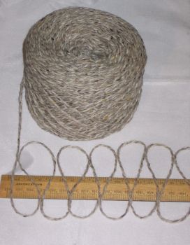 100g Grey Beige Oatmeal Tweed 100% English Wool Double knitting yarn dk 2/4nm 'Knock'