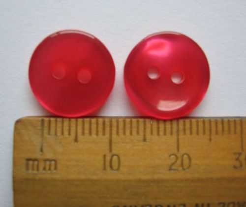 10 pack Shiny Red round plastic Buttons 12mm great for jewellery craft knitting FREE P+P within UK