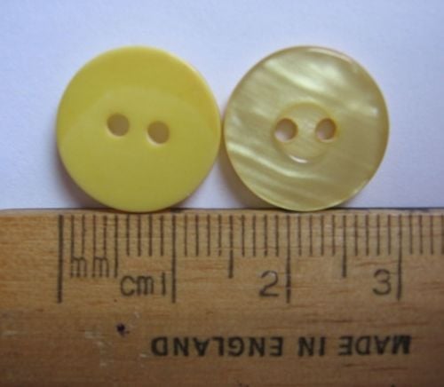 10 pack Yellow round plastic British Buttons 14mm 2 holes with pearl type finish FREE P+P within UK