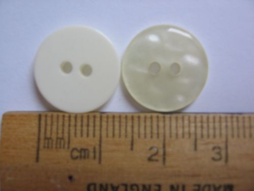 10 pack Cream Pearl Plastic British Buttons 14mm 2 hole with pearl type finish FREE P+P within UK