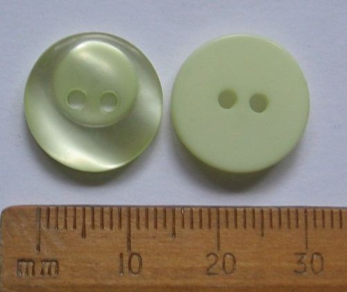 10 pack Pale Light Green round plastic  British Buttons 15mm plastic 2 holes FREE P+P within UK