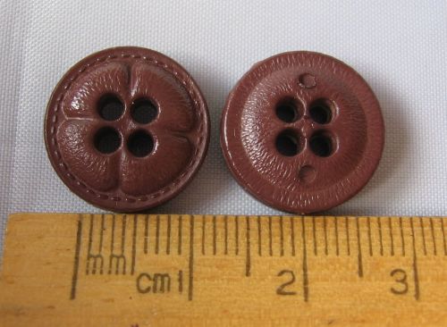 10 pack of Brown mock leather look effect Smart plastic Buttons 15mm 4 holes FREE P+P within UK