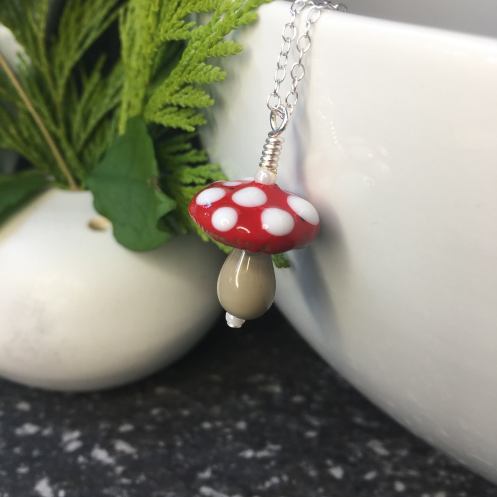 Toadstool Pendant (small)