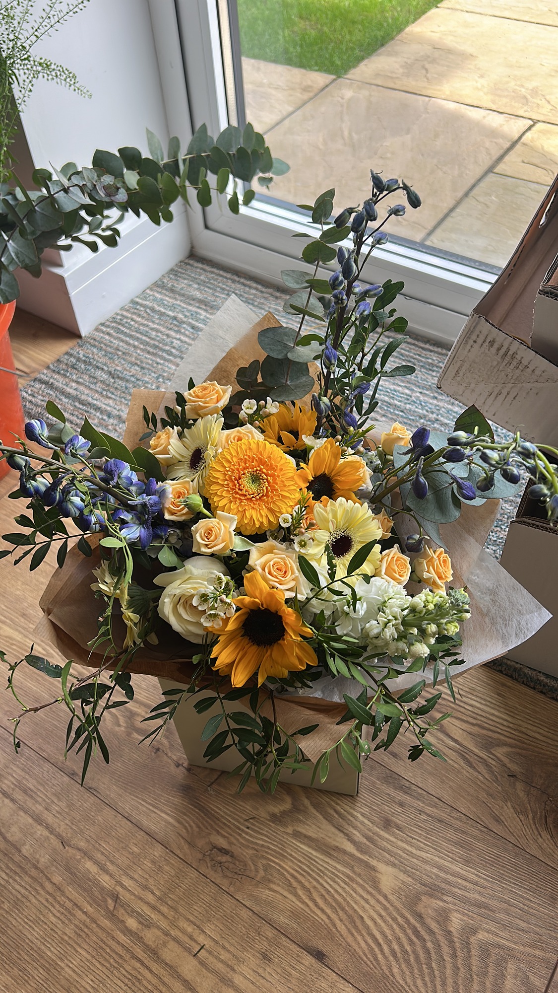 52E0106C-2D0C-4518-A253-6889D775DEDD