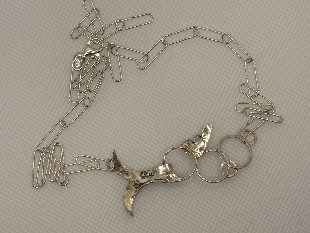 Selkies splash necklace