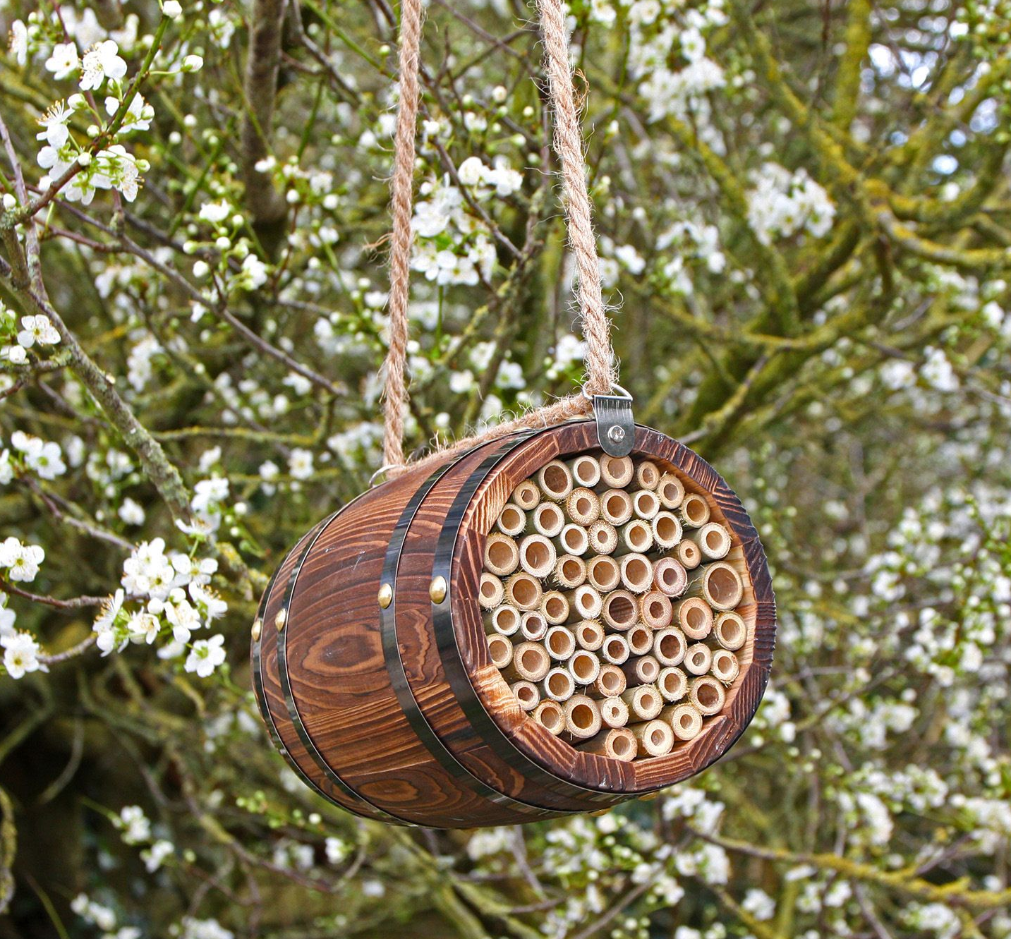 Wildlife World Bee Barrel Habitat