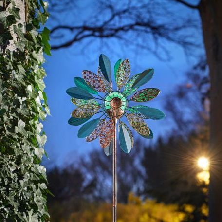 Smart Solar Mistral Illuminated Wind Spinner Solar Ornament