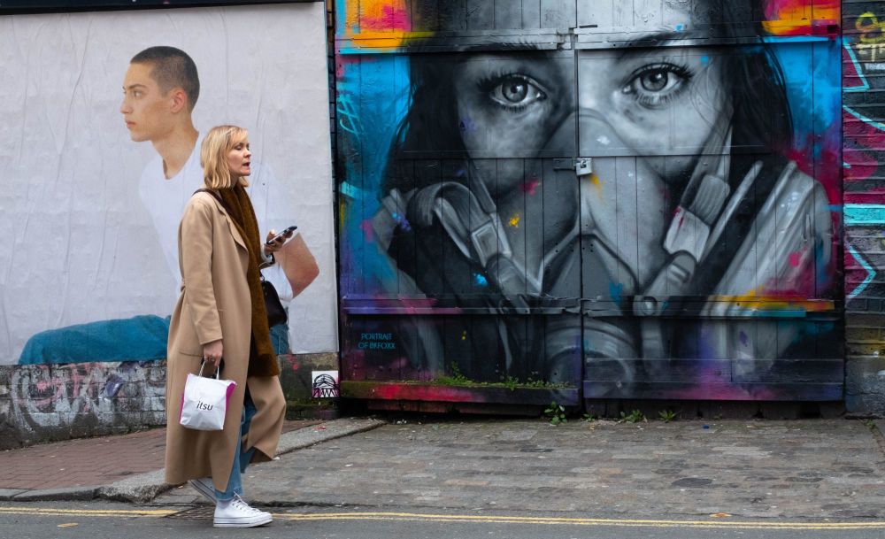 Street Art - photo by Iain Capie