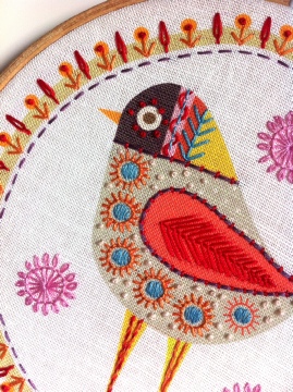 Birdie 4 Embroidery Kit - Nancy Nicholson 