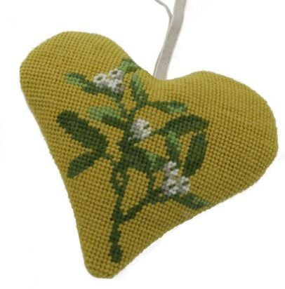 Mistletoe Heart Tapestry 