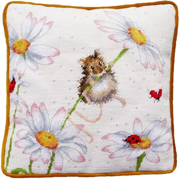 Daisy Mouse Tapestry - Hannah Dale