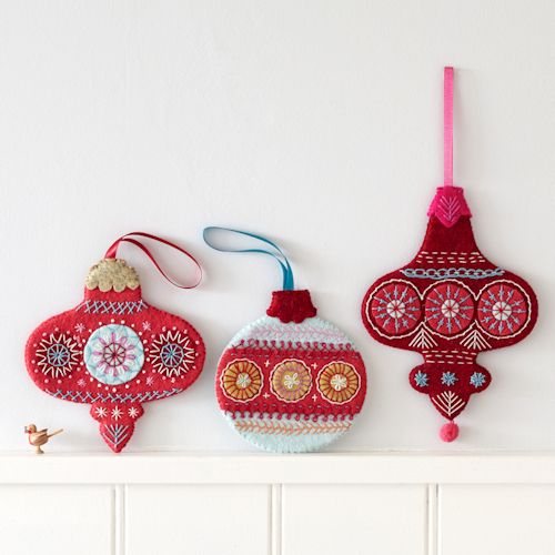 Flat Xmas Baubles Felted Embroidery Kit - Nancy Nicholson