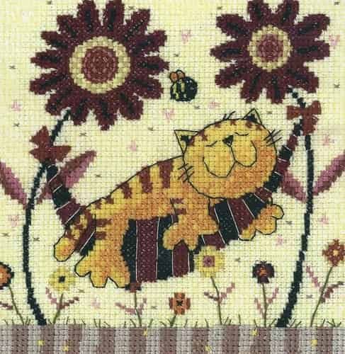 Forty Winks Cat Cross Stitch Chart - Heritage Crafts