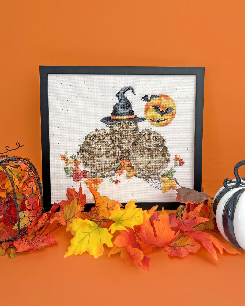 Happy Owl-o-ween cross stitch - Hannah Dale