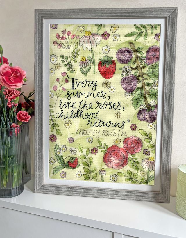 Roses of Summer Cross Stitch - Marty Rubin