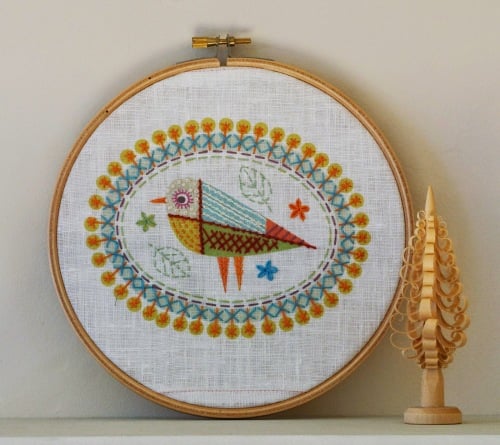 Birdie 2 Embroidery Kit - Nancy Nicholson