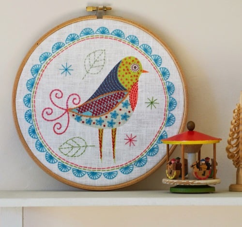 Birdie 1 Embroidery Kit - Nancy Nicholson